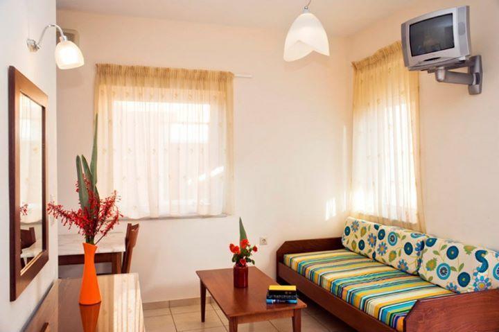 Alfa Hotel Apartments Gerani  Habitación foto